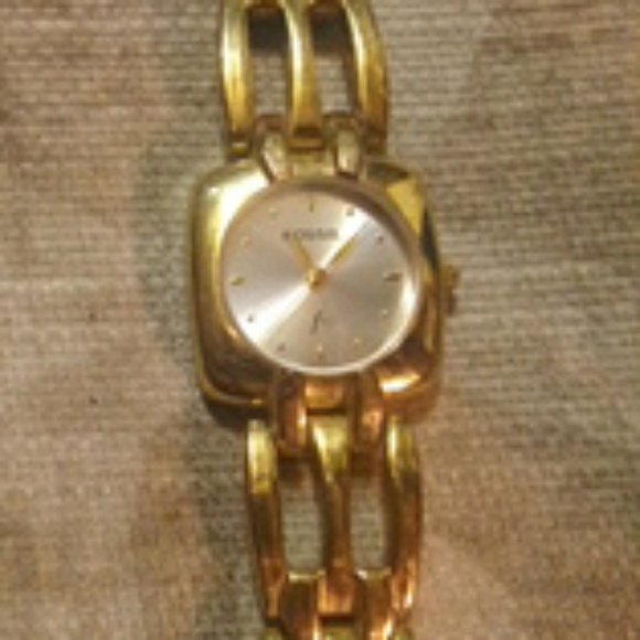 Ladies gold tone Fossil watch - Picture 1 of 1